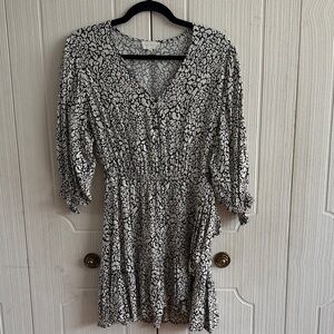 Mellóday Elegant Black and White Patterned Dress size M